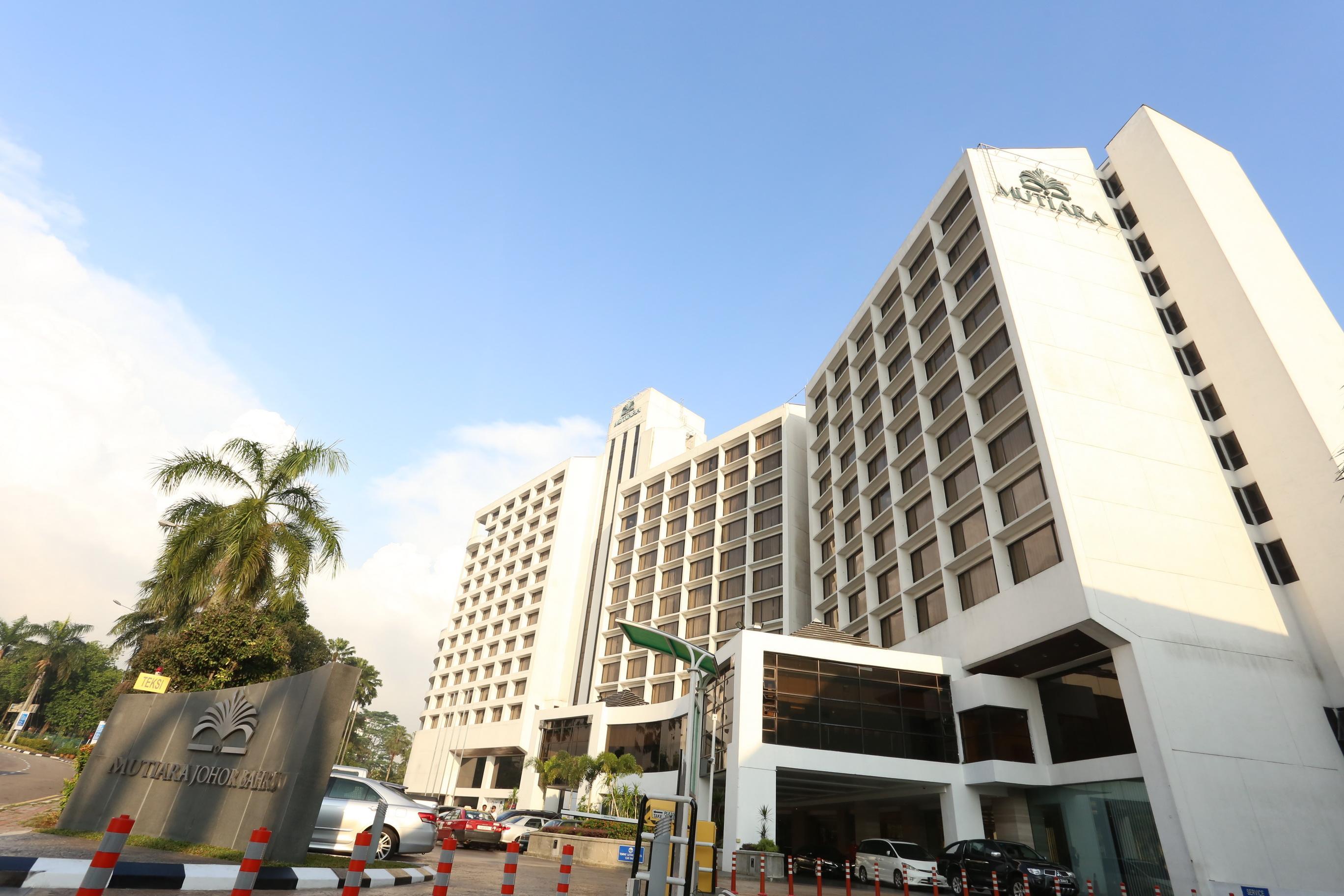 Mutiara Johor Bahru Hotel Exterior photo The Royal Thai Police Hospital