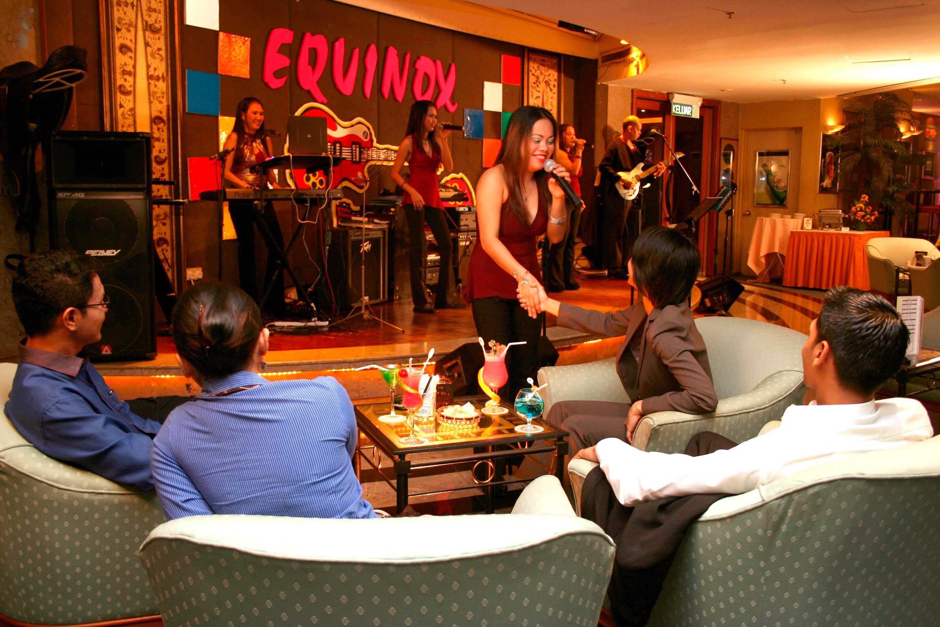 Mutiara Johor Bahru Hotel Exterior photo Equinox, the bar at the hotel