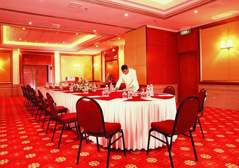 Mutiara Johor Bahru Hotel Exterior photo A banquet hall