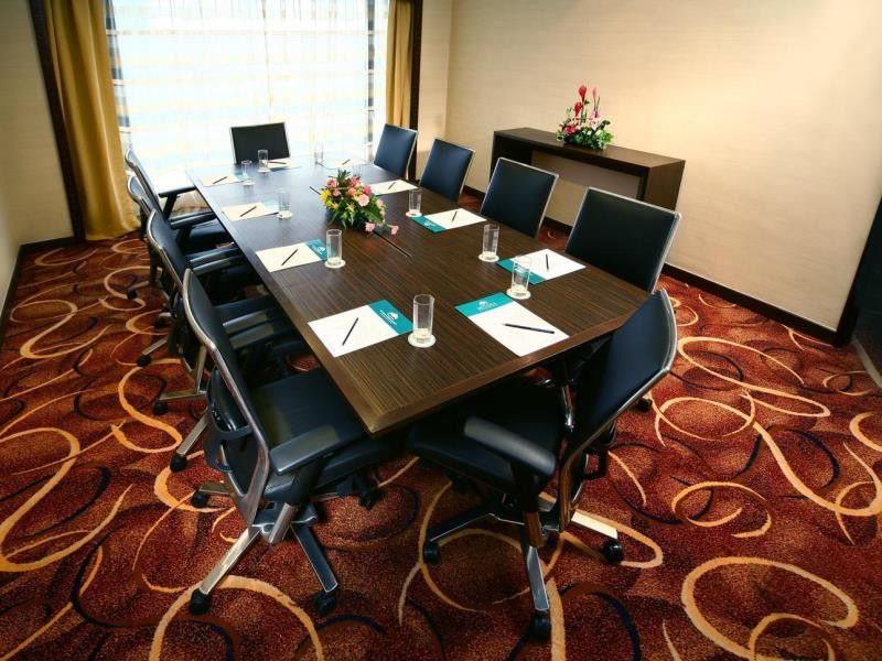 Mutiara Johor Bahru Hotel Exterior photo Meeting room