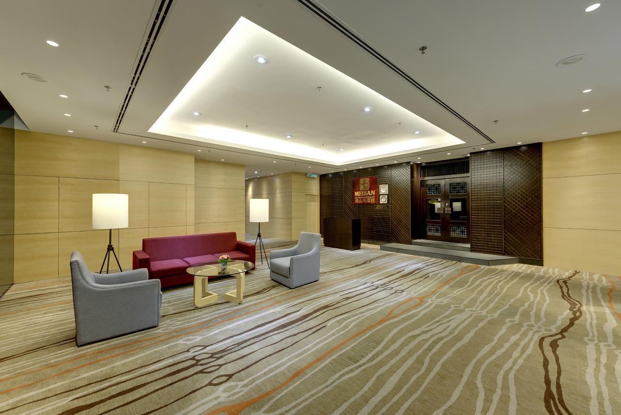 Mutiara Johor Bahru Hotel Exterior photo The lobby of the hotel