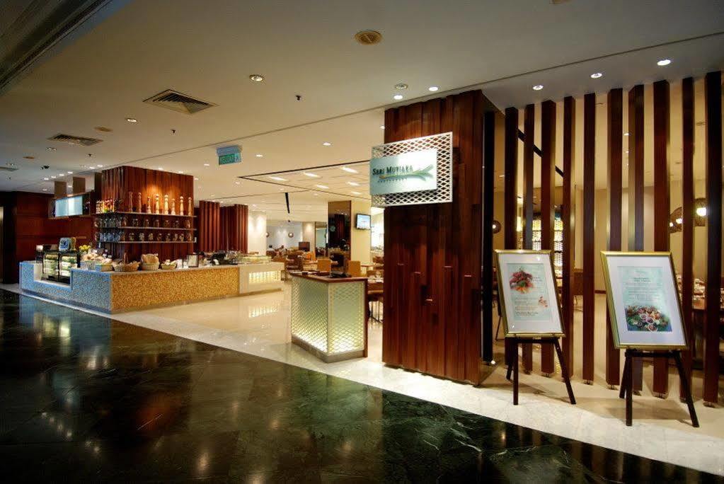 Mutiara Johor Bahru Hotel Exterior photo The Waterfall