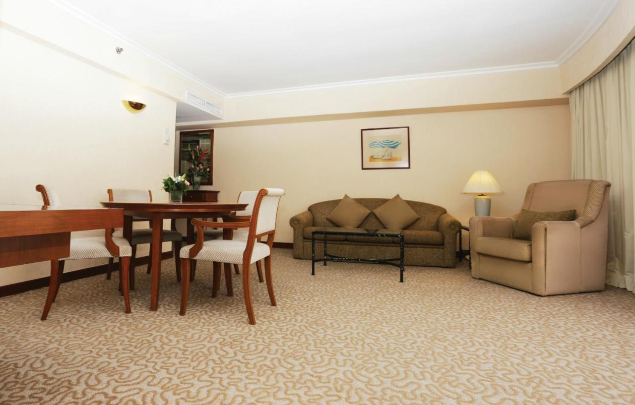 Mutiara Johor Bahru Hotel Exterior photo A living room